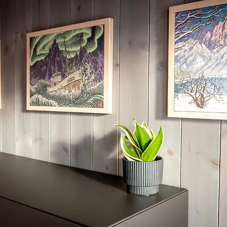 Vaeret - Your Lofoten Basecamp