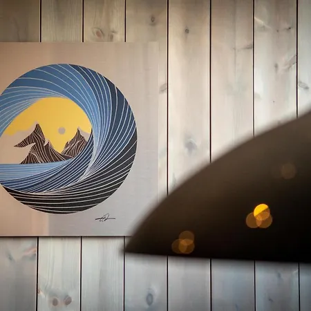 Vaeret - Your Lofoten Basecamp